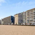 Splendid Two-Bedroom Flat Frontal Seaview - \